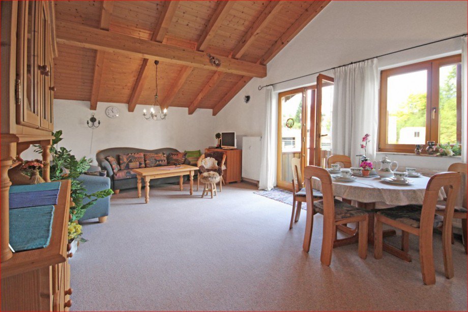 Titel Wohnen Etagenwohnung Oy-Mittelberg