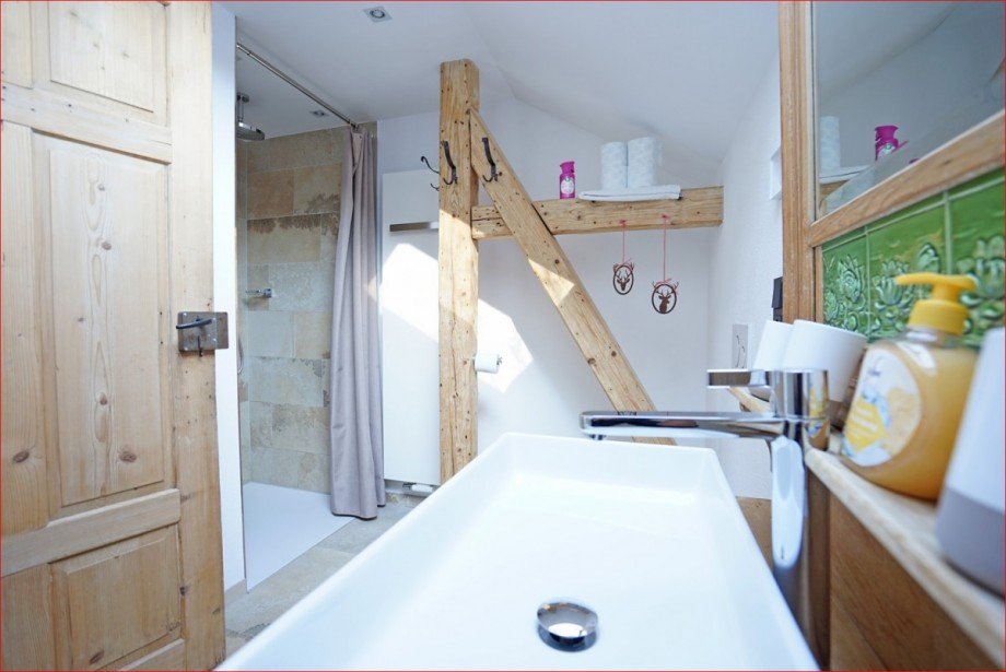 OG, Bad mit Dusche - Bergblick Einfamilienhaus Pfronten