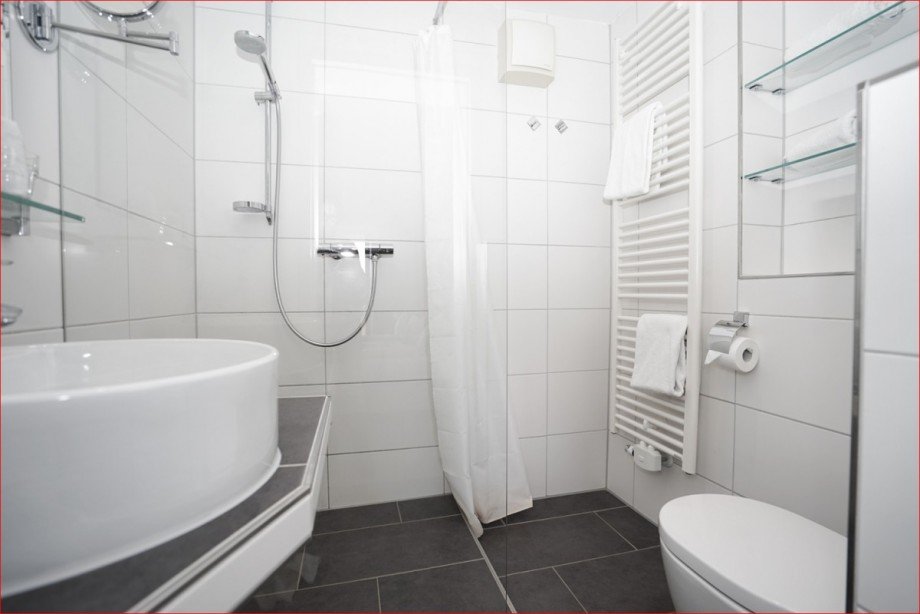 neutrale B�der Hotels Oy-Mittelberg