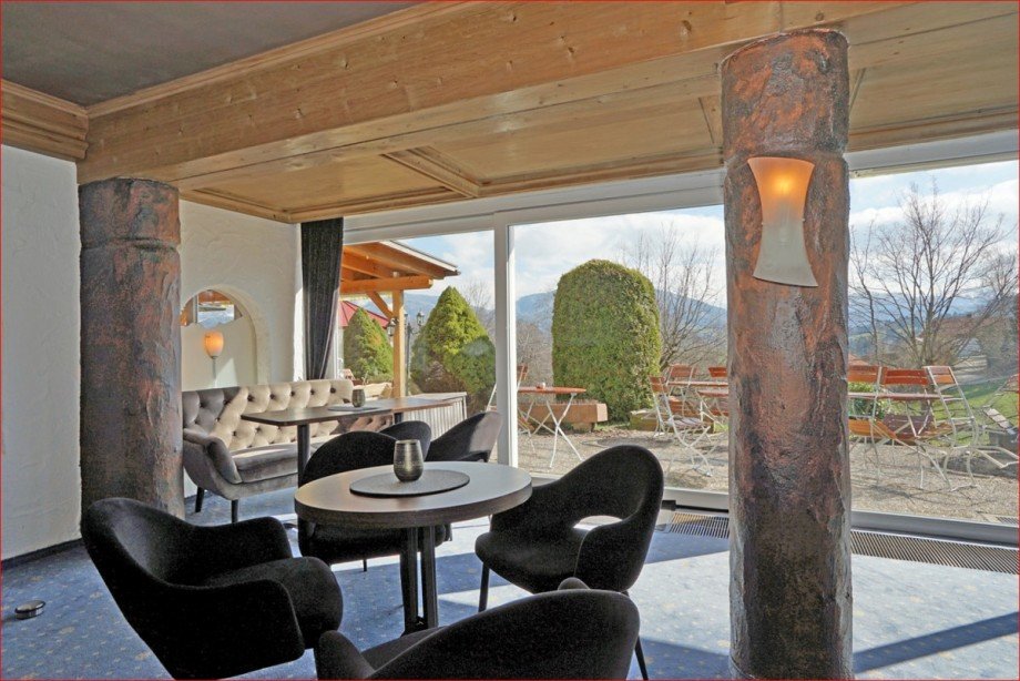 Innenpl�tze mit Aussicht Hotels Oy-Mittelberg