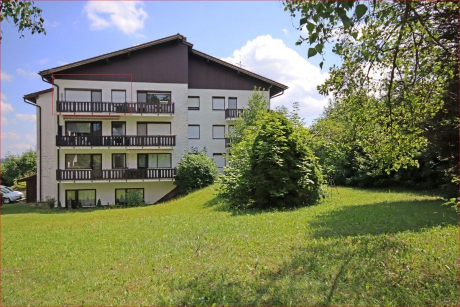 Hausansicht Dachgeschosswohnung Seeg