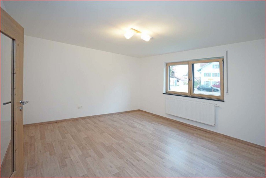 Zimmer 1 Erdgeschosswohnung Marktoberdorf