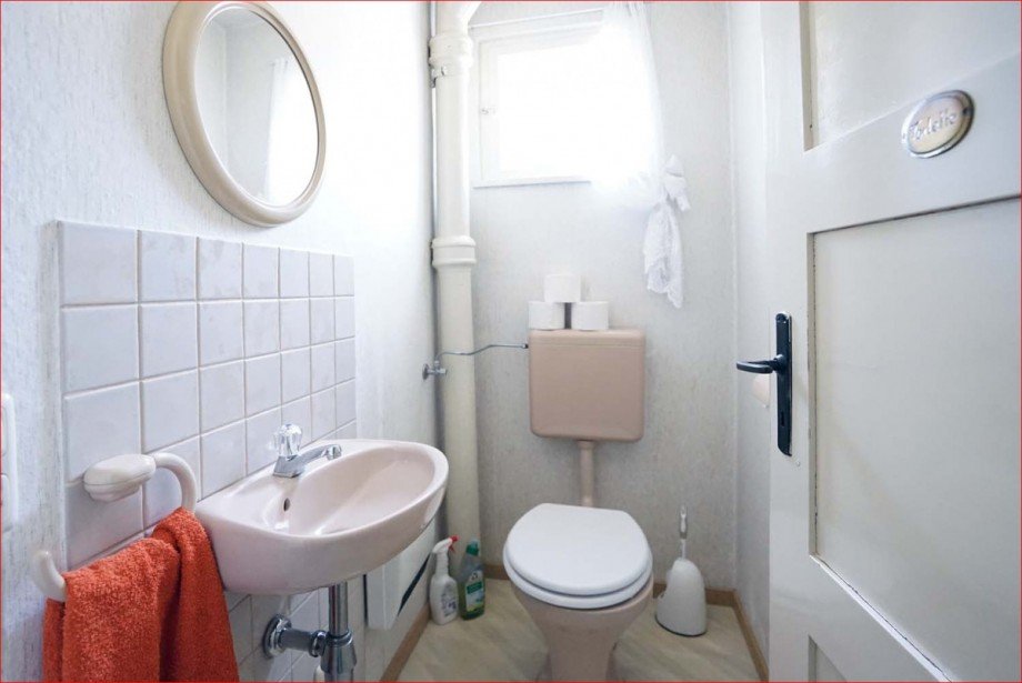 EG, sep. WC Doppelhaush�lfte F�ssen