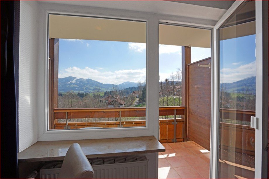 Bergblick von allen Zimmern 2_ Hotels Oy-Mittelberg