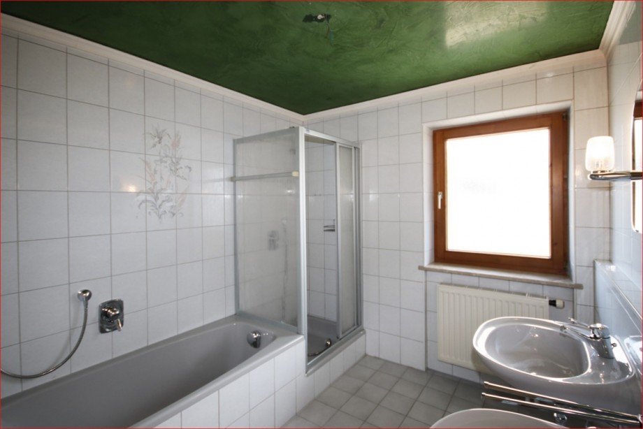 Badezimmer Wohnung 2 Zweifamilienhaus Wertach