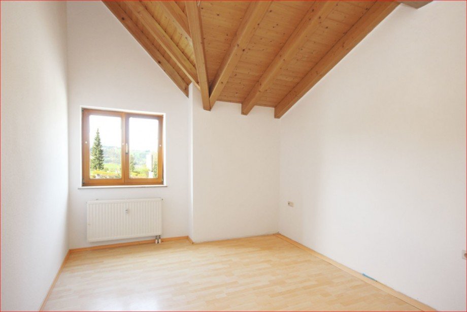 Schlafen 1, vorheriger Fu�boden Dachgeschosswohnung Oy-Mittelberg