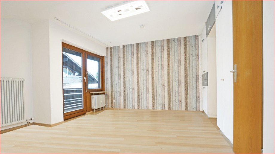 und Einbauschr�nken Etagenwohnung Sonthofen