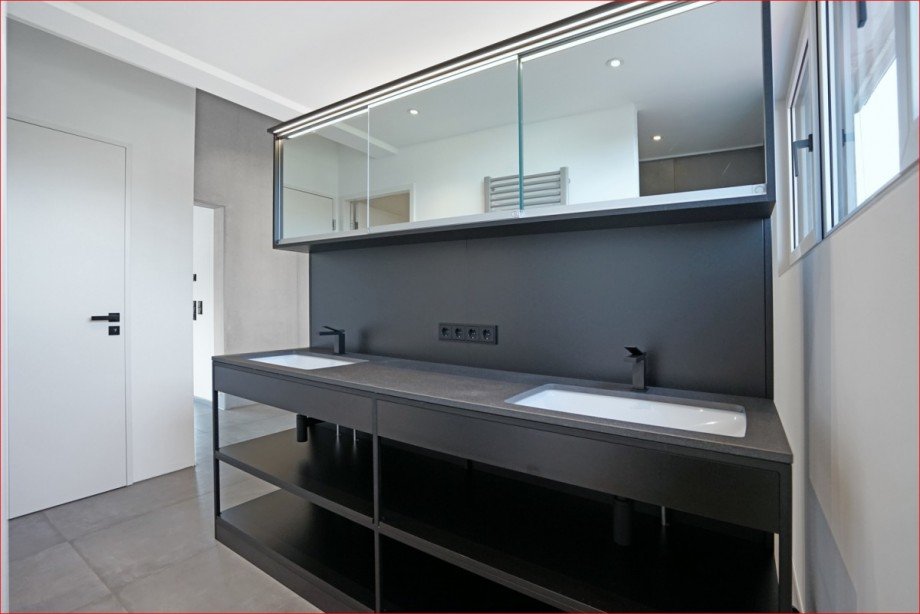 DG Bad ,it Doppelwaschbecken Etagenwohnung Nesselwang