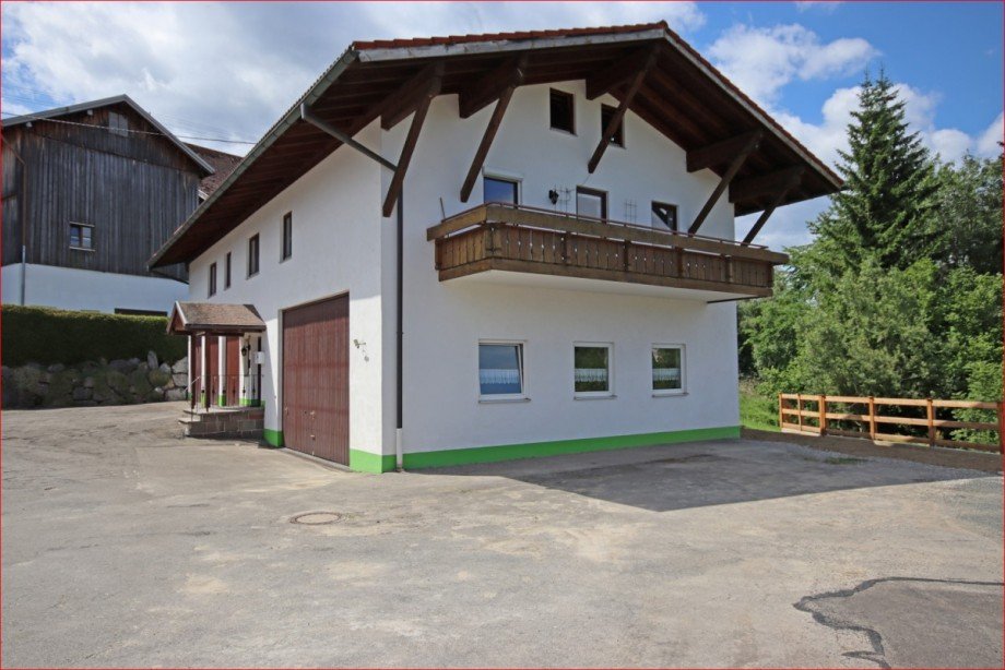 Hausansicht 2 Zweifamilienhaus Wertach