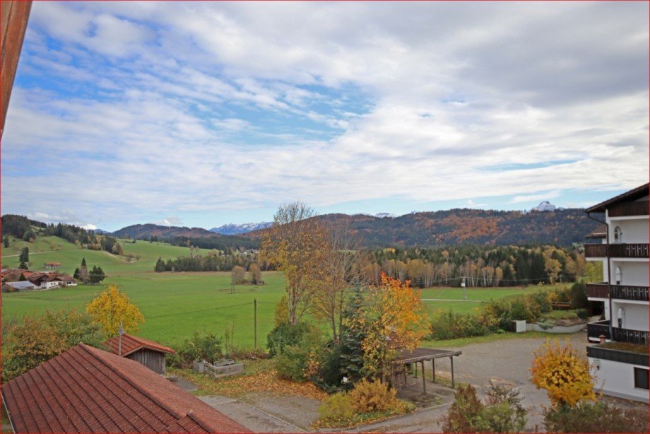 Balkonaussicht Dachgeschosswohnung Seeg