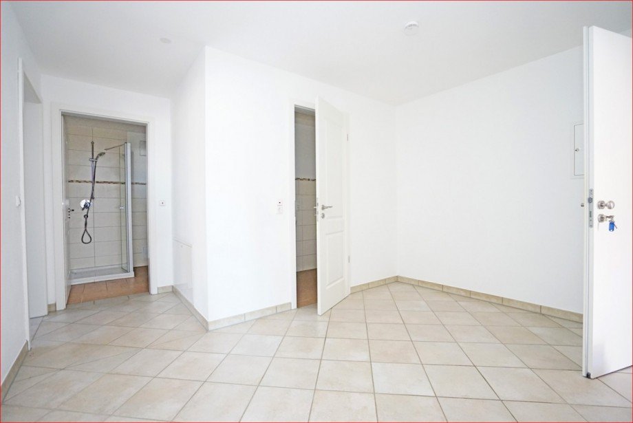 EG, gro�z�giger Flur Etagenwohnung Fischen im Allg�u / Maderhalm