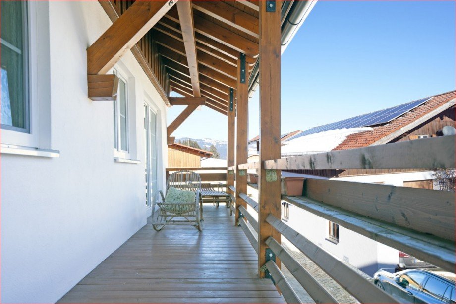 OG, Balkonzugang von der K�che und vom Wohnzimmer Zweifamilienhaus Fischen im Allg�u / Maderhalm