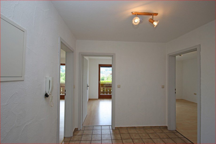 Eingangsbereich Wohnung 1 Zweifamilienhaus Wertach
