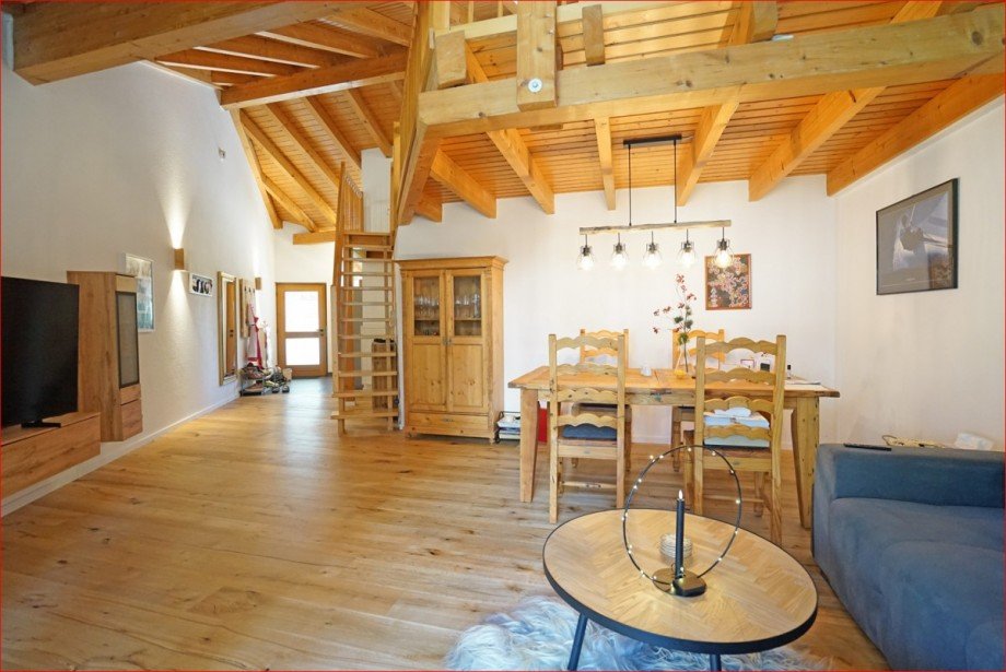 Wohnen/Essen Dachgeschosswohnung Oy-Mittelberg