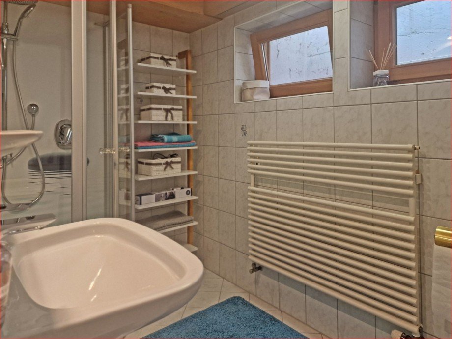 Badezimmer Souterrainwohnung Pfronten
