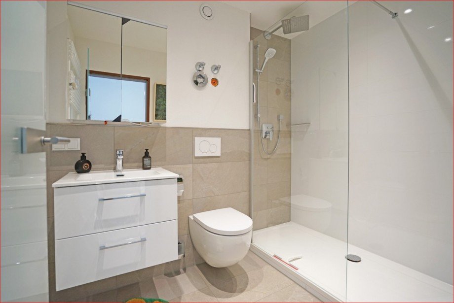 Duschbad mit begehbarer Dusche Etagenwohnung F�ssen